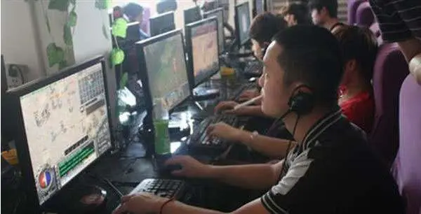 我是2005年接触的传奇,你们呢?
