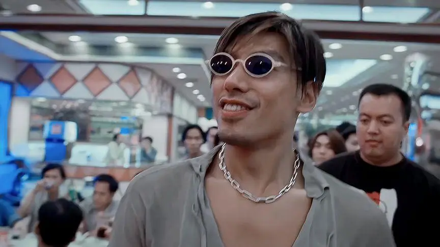 《复古小极品传奇》首充可嫖,万物可爆